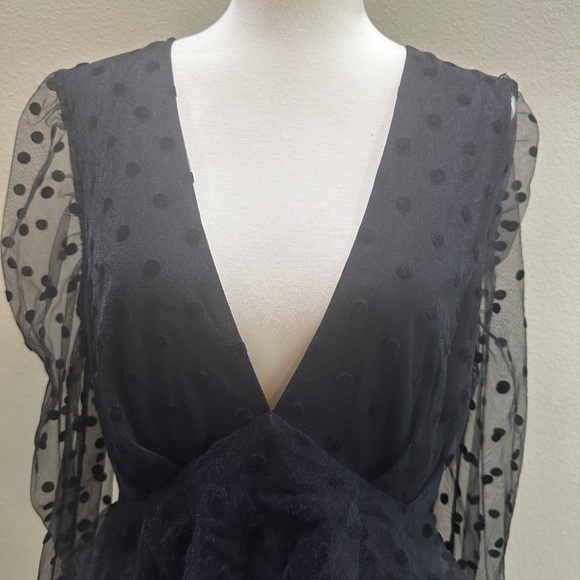 Missguided Dobby Mesh Black Long Puff Sleeve Women’s Blouse Top V Neck EUC - Picture 10 of 14
